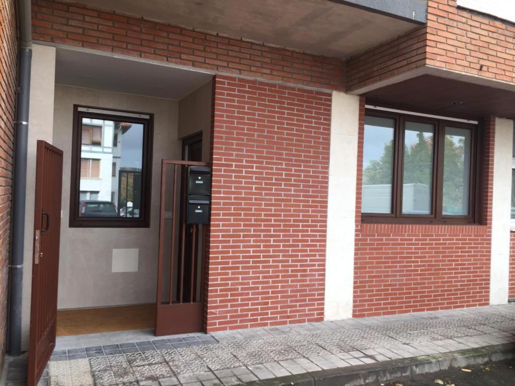 Aixerrota Apartamentos A Getxo Exterior photo